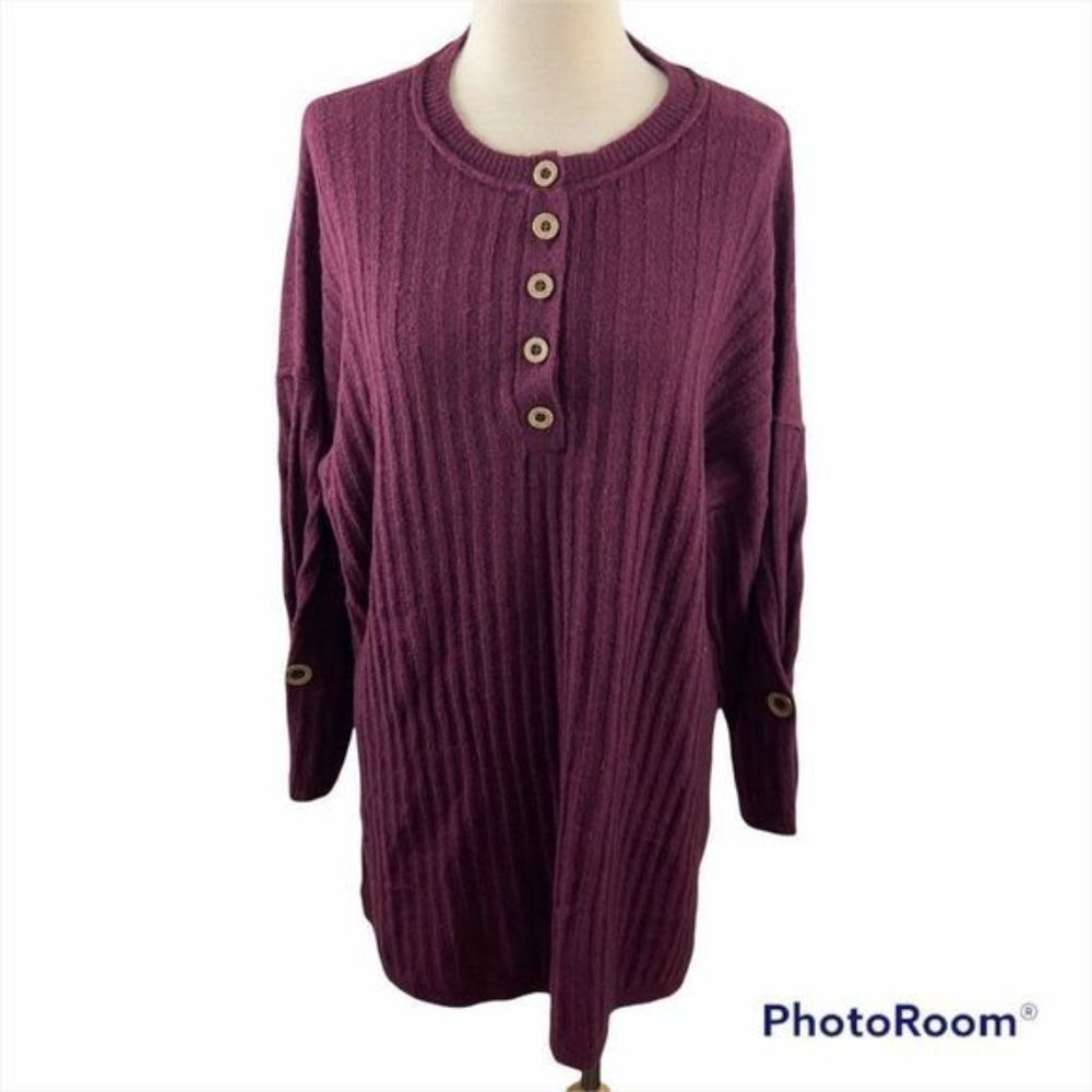 NWT FREE PEOPLE Red Wine Crew Neck Button (XS)?